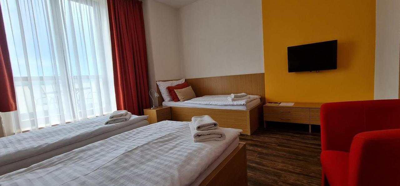 Hotel Berounka Hrebecniky Exterior photo