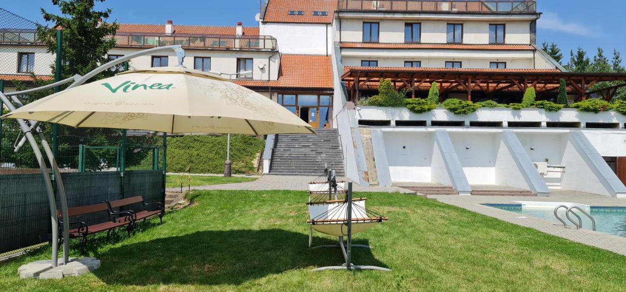 Hotel Berounka Hrebecniky Exterior photo